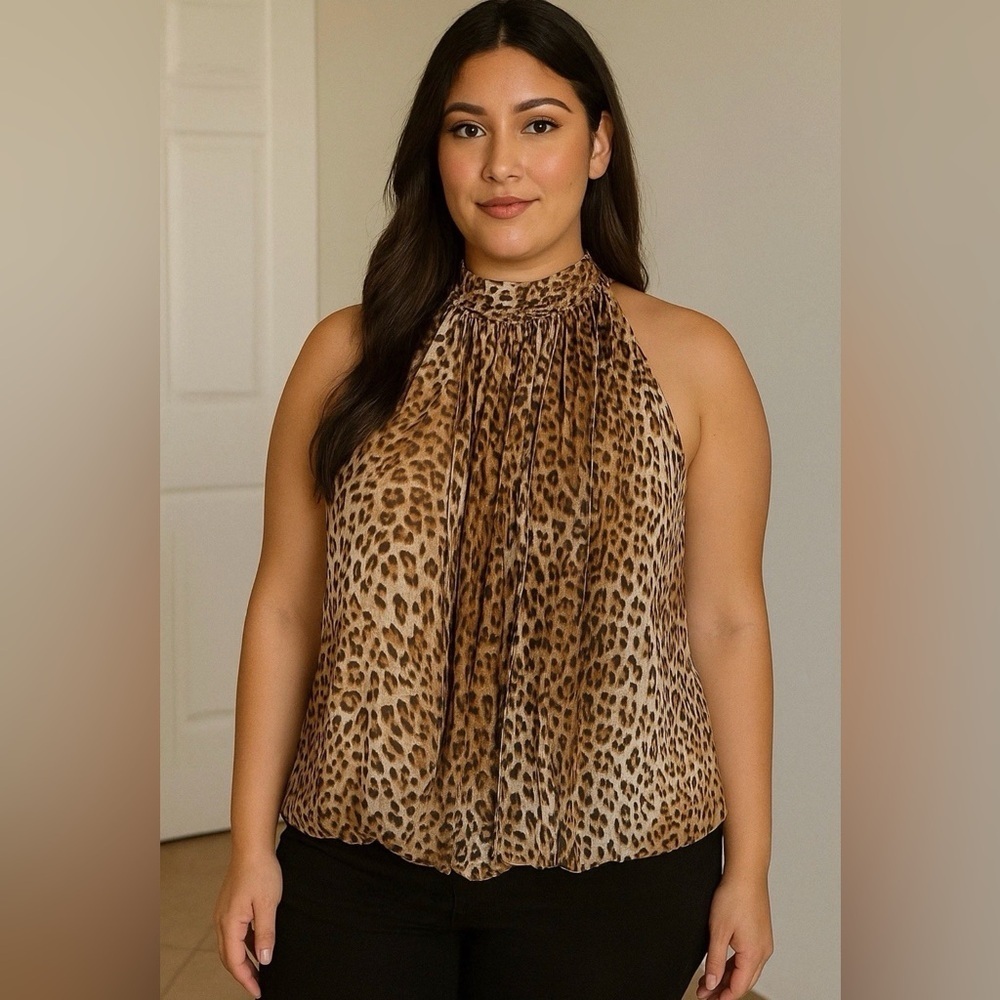 Solution Women’s Top Animal Print Size‎ Large  Sleeveless Halter Tie Lined